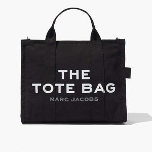 Black Marc Jacobs tote bag in size Medium